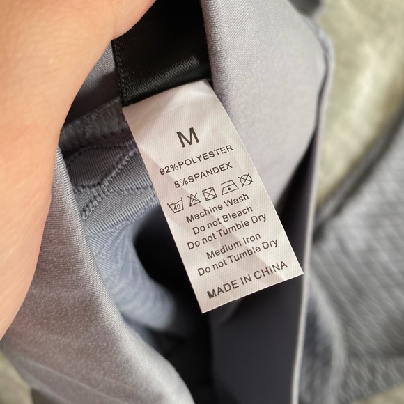 Ribbed Butt Lifting Leggings - Picture 4 of 5